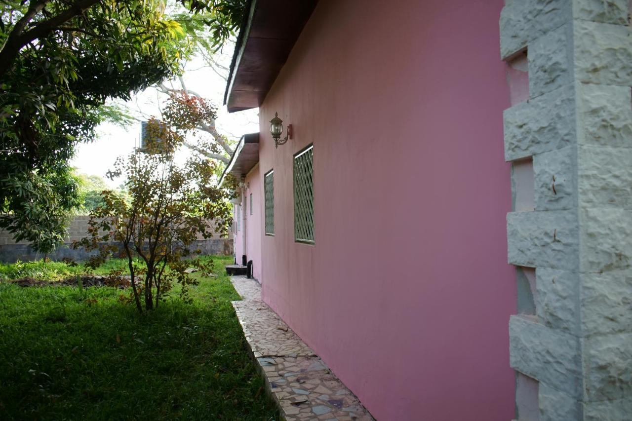 Villa Amarant - Private Garden With Pool Retreat Sanyang Екстериор снимка
